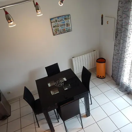 A 50 M De La Du Grazel Pour 6 Personnes Ferienhaus *